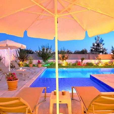 Βίλα İslamlar 2 Bedroom With Private Pool Καλκάν
