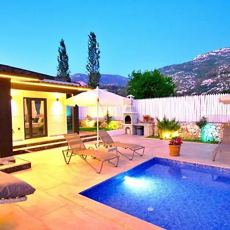 Βίλα İslamlar 2 Bedroom With Private Pool Καλκάν